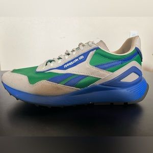 **SOLD** Reebok Classic AZ Legacy, Size 10